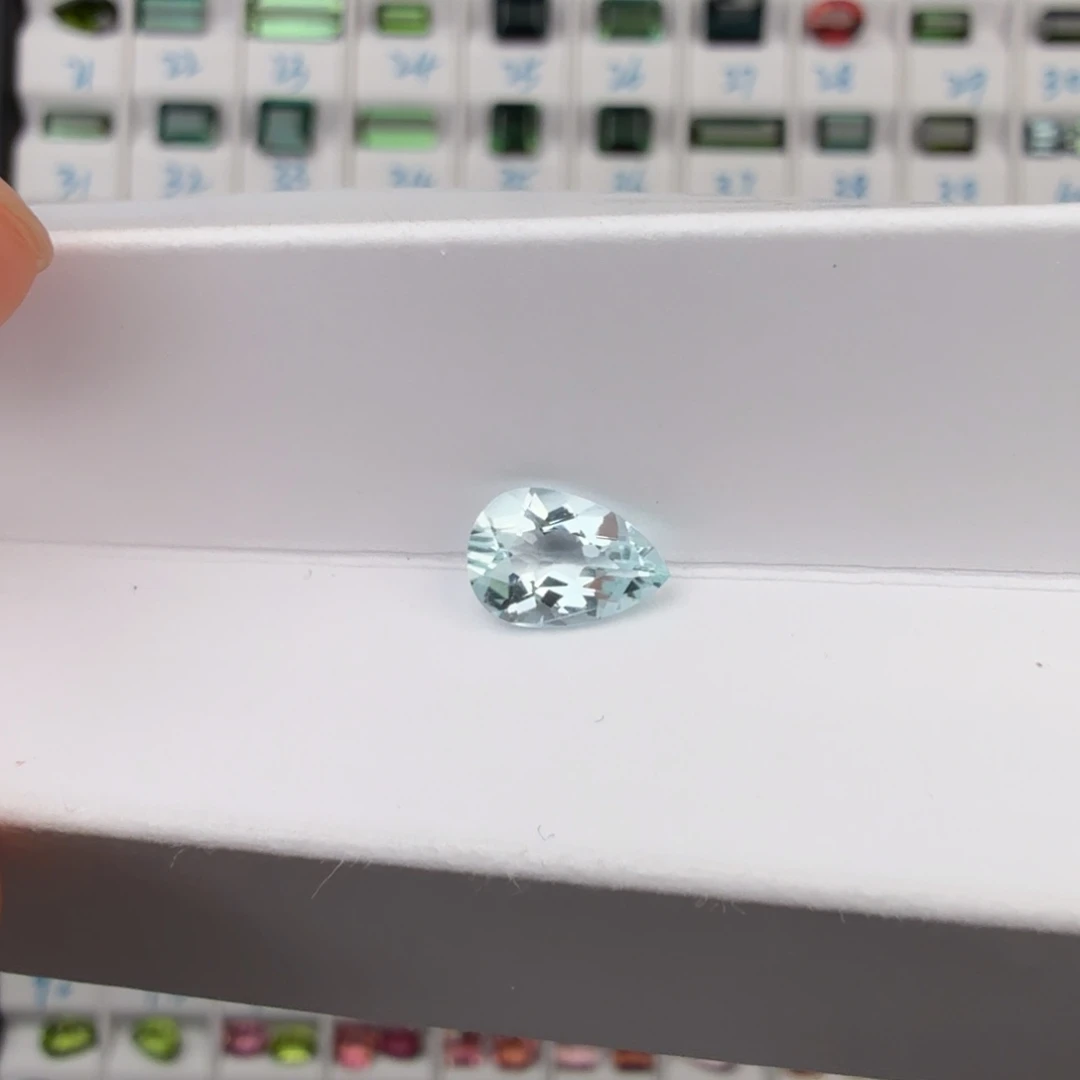 海蓝宝石裸石天然1.21克拉