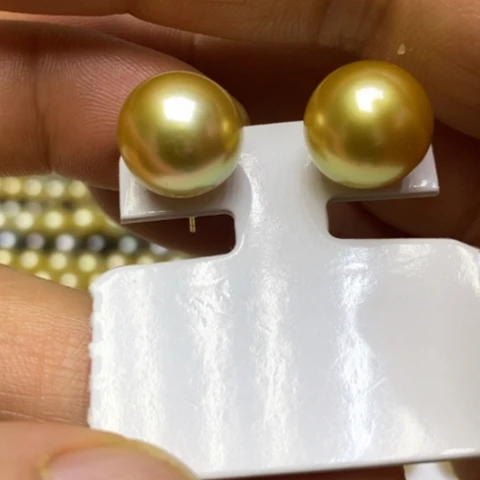 海水珍珠耳饰18K金镶嵌