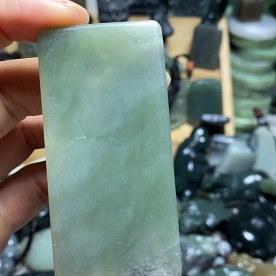 未镶嵌和田玉（糖玉）珠宝半成品