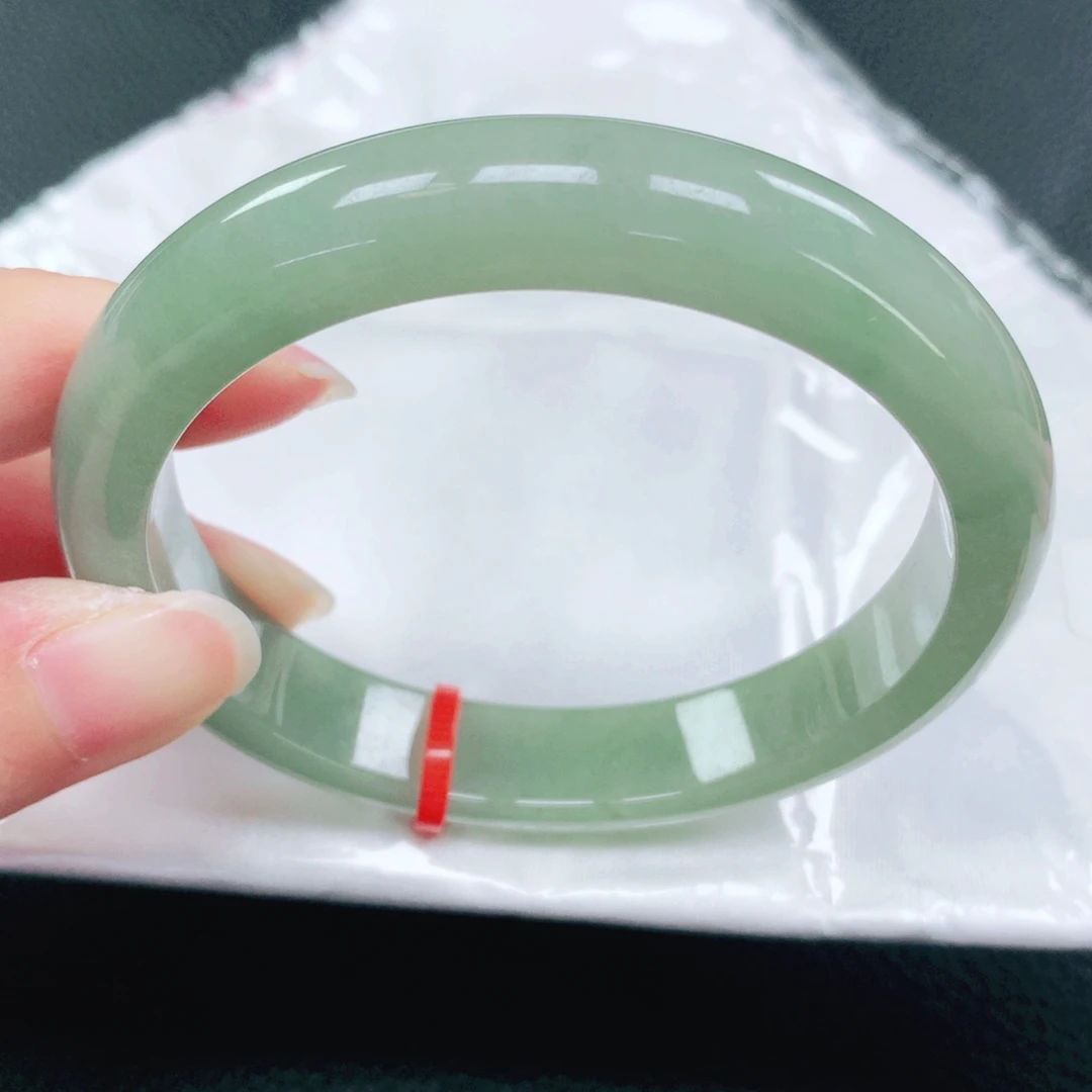 未镶嵌手镯翡翠59圈