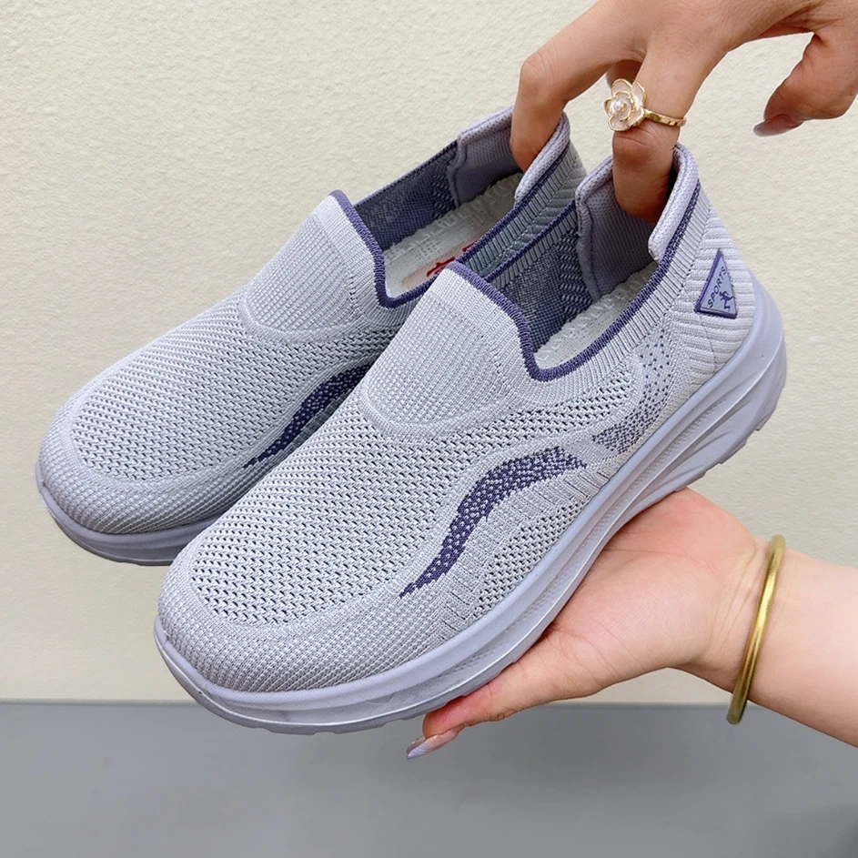 2025闰月鞋男女同款老北京布鞋软底防滑健步鞋中老年一脚蹬妈妈鞋