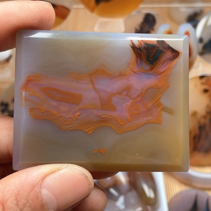 玛瑙/玉髓吊坠未镶嵌立*