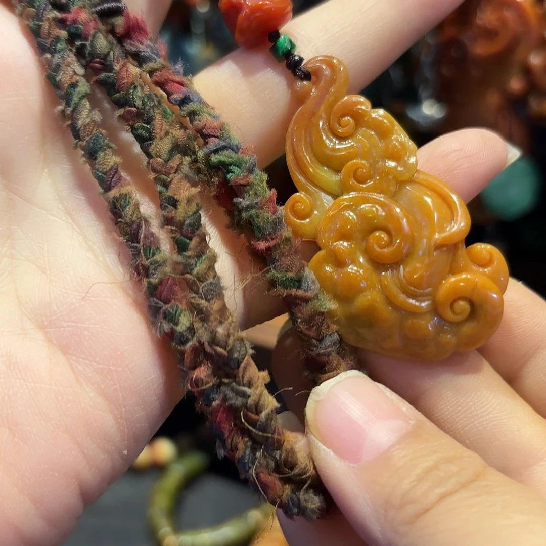 翡翠未镶嵌颈饰原创