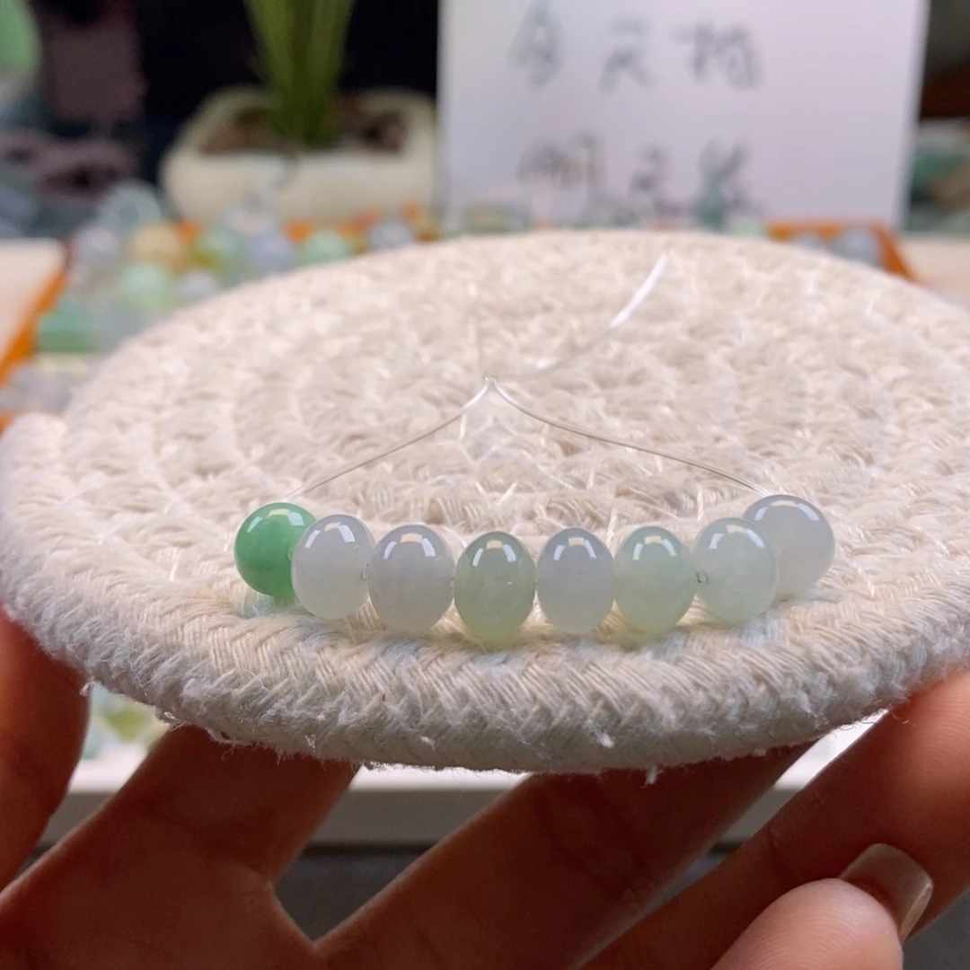 翡翠散珠天然翡翠一串7+