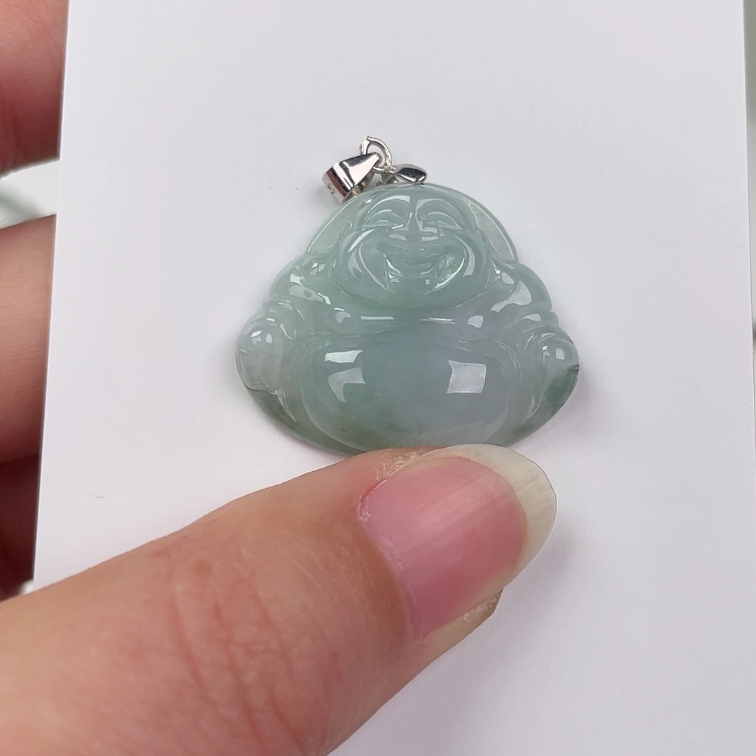 翡翠未镶嵌颈饰佛公