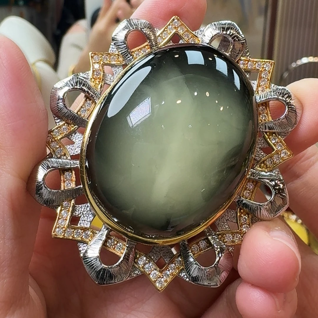 琥珀未镶嵌颈饰吊坠