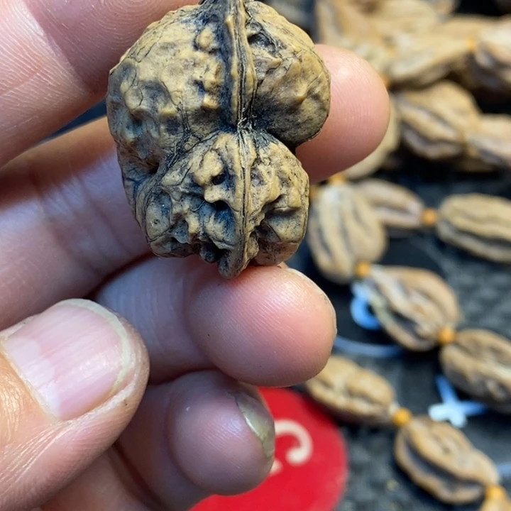吊坠文玩核桃娜姐79