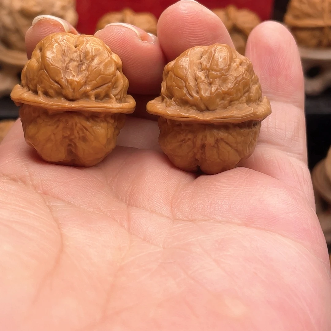 猴头核桃吊坠小金豆