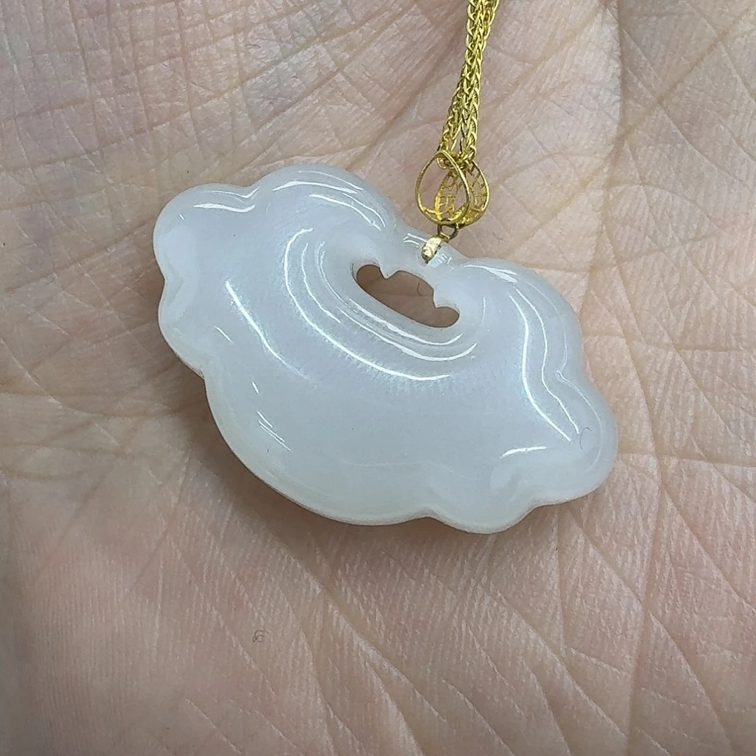 和田玉18K金镶嵌颈饰小*妮