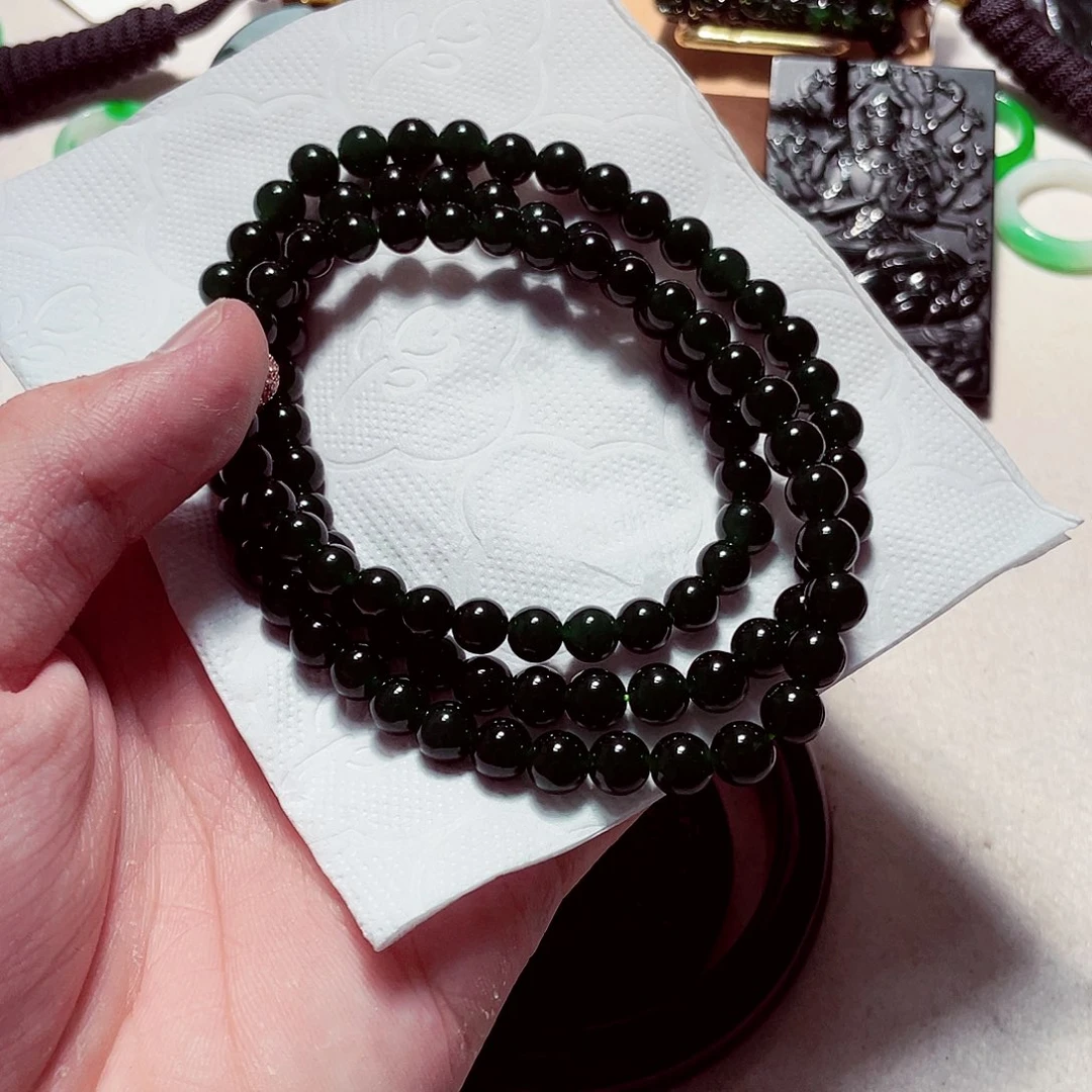 翡翠未镶嵌颈饰翡翠7