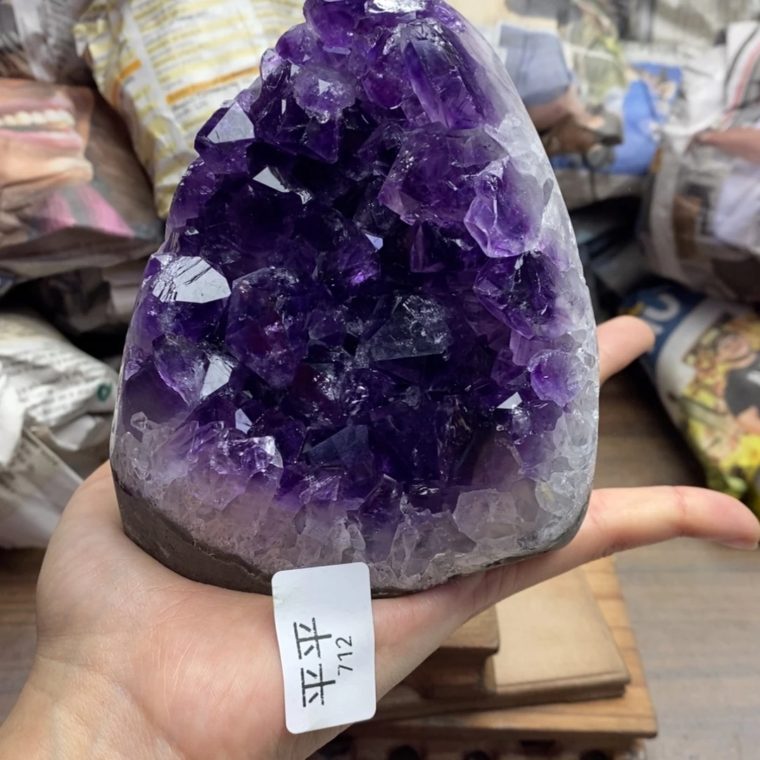 未镶嵌水晶珠宝半成品