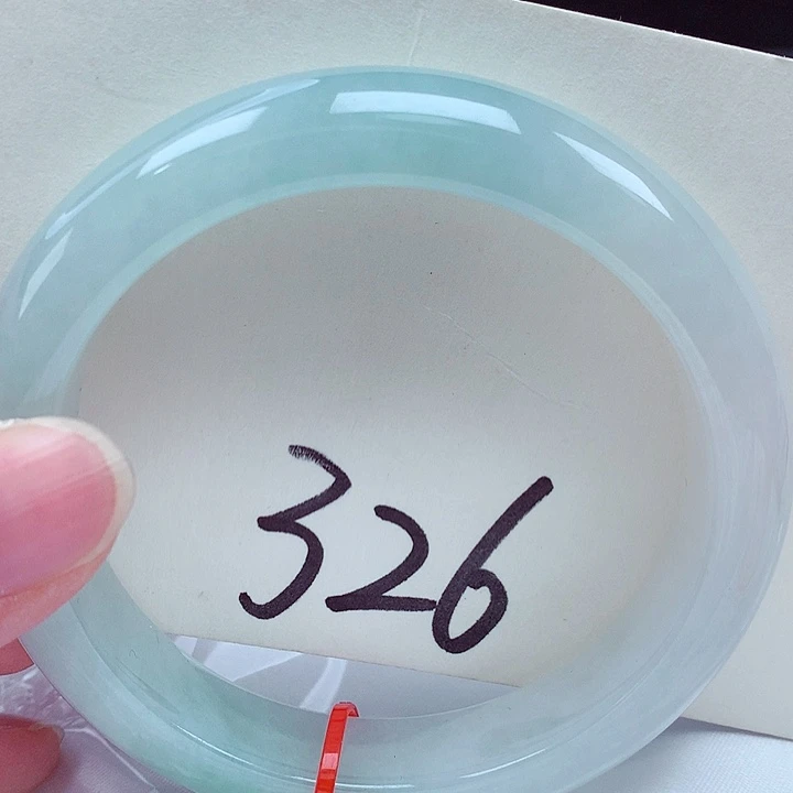 翡翠未镶嵌手镯翡翠手镯