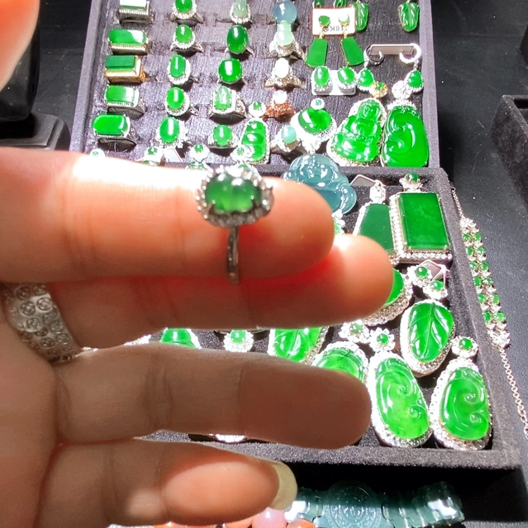 翡翠未镶嵌戒指A货翡翠1