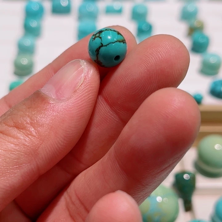 烧***人绿松石未镶嵌珠宝奇石