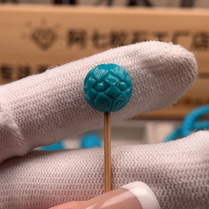 绿松石未镶嵌珠宝奇石11