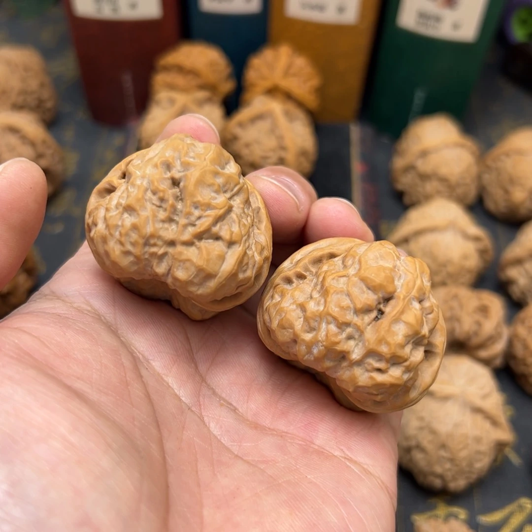 文玩核桃把件y****u40蛤蟆头