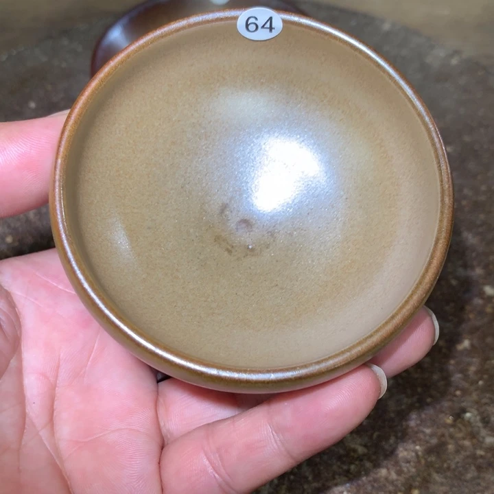 茶盏细看这支公屏上说64
