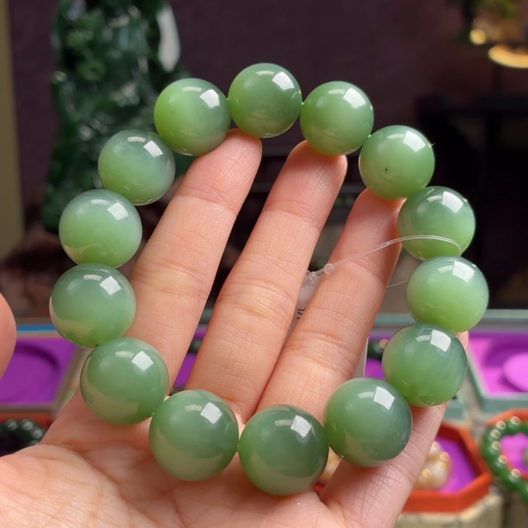 何***书和田玉（碧玉）未镶嵌手串