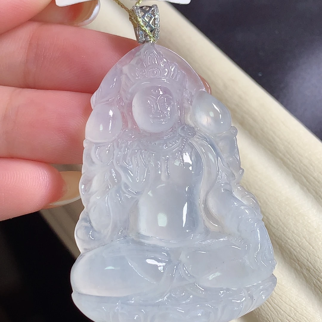 翡翠18K金镶嵌颈饰度母