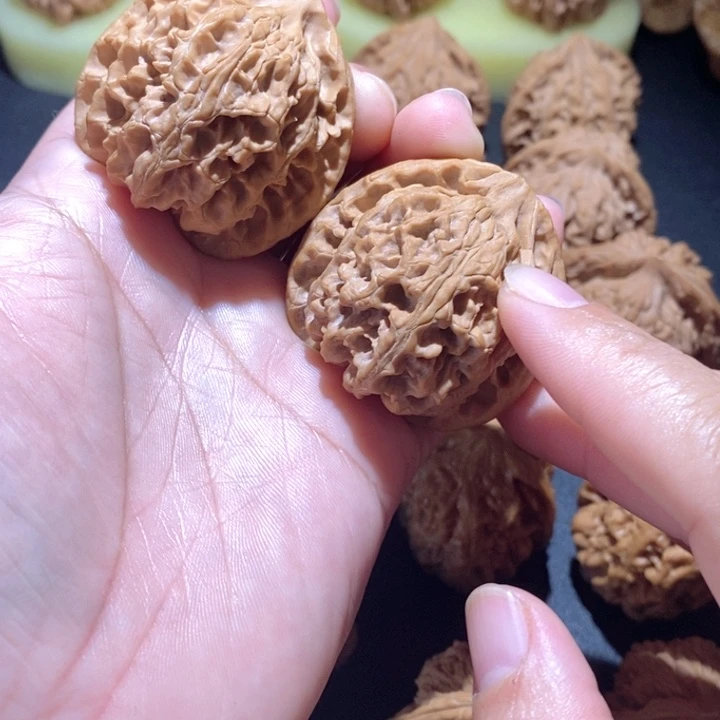 文玩核桃吊坠苹果42