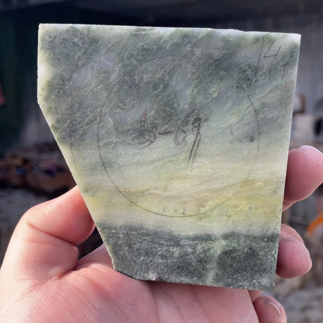 独山玉未镶嵌定制手镯