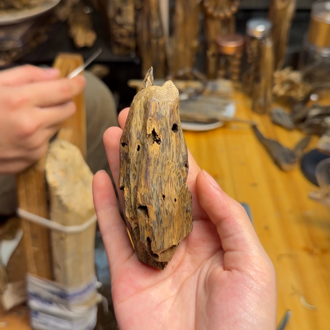 沉香碎屑沉香白棋块料25克