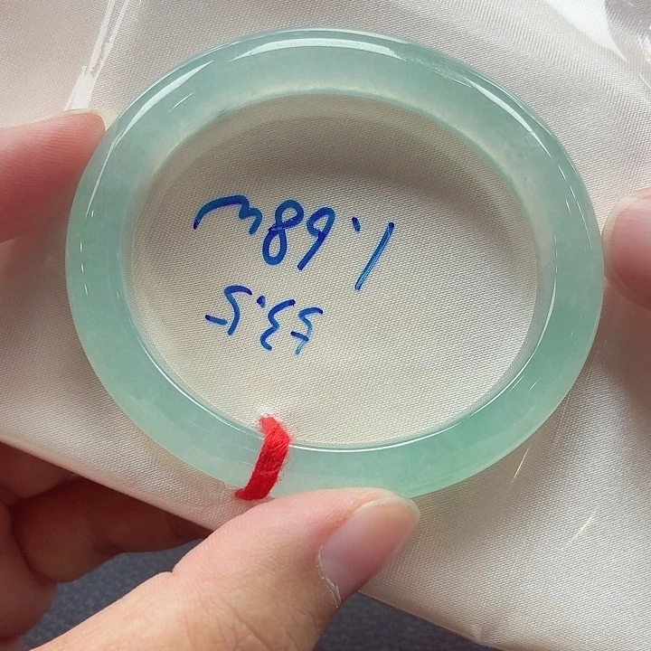 翡翠未镶嵌手镯（贵妃镯）天然缅甸A货翡翠（50-51）