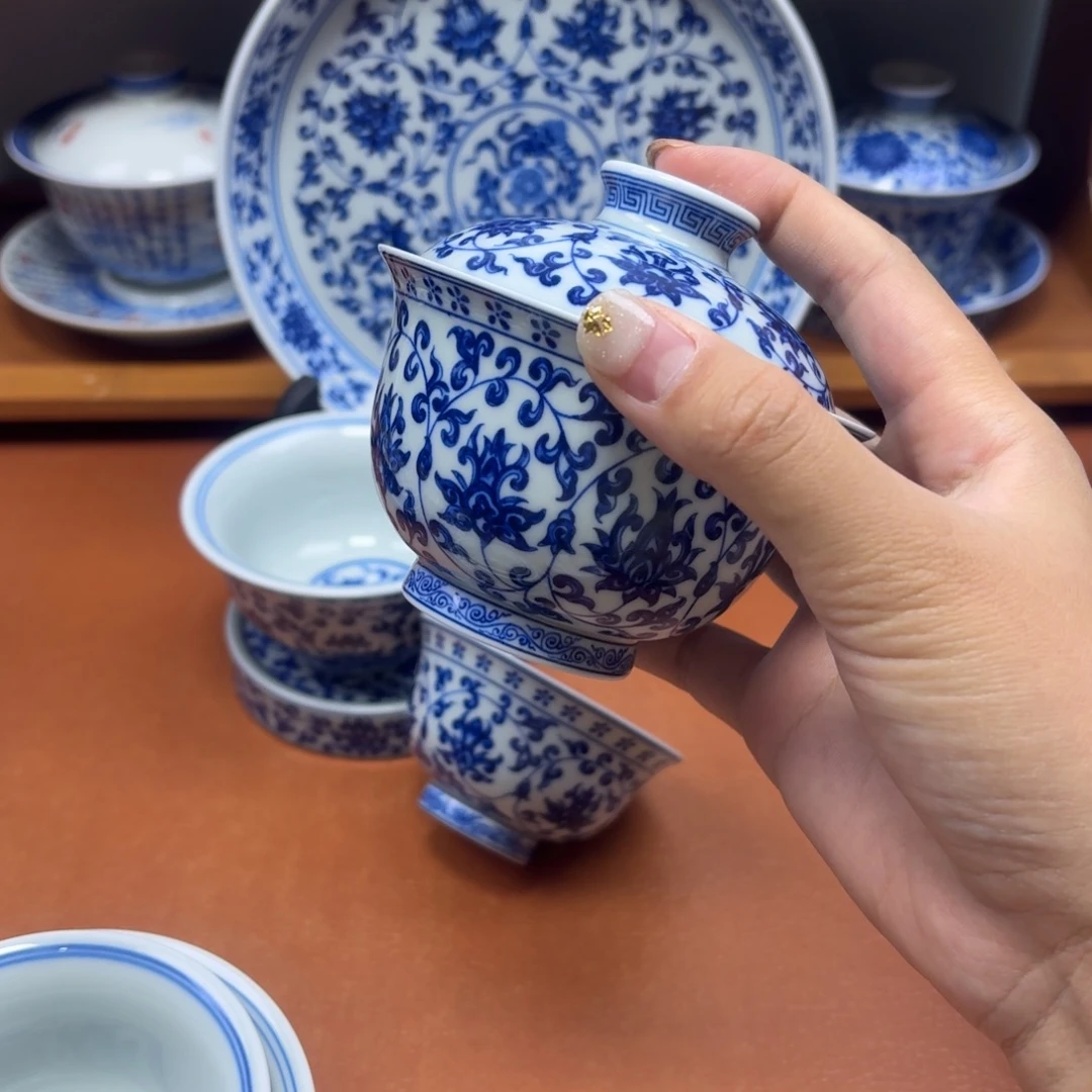 用***6景德镇瓷器精品陈列