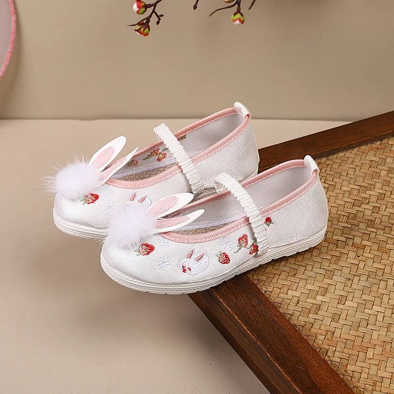 汉服鞋女童绣花鞋儿童老北京布鞋宝宝中国风蝴蝶款刺绣鞋子