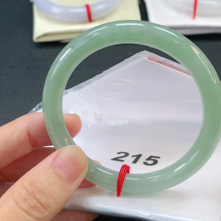 翡翠手镯未镶嵌缅甸53y