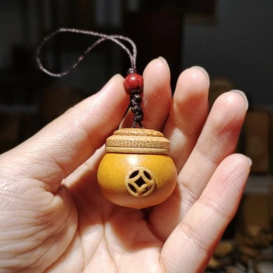 竹竹雕小香囊手把件