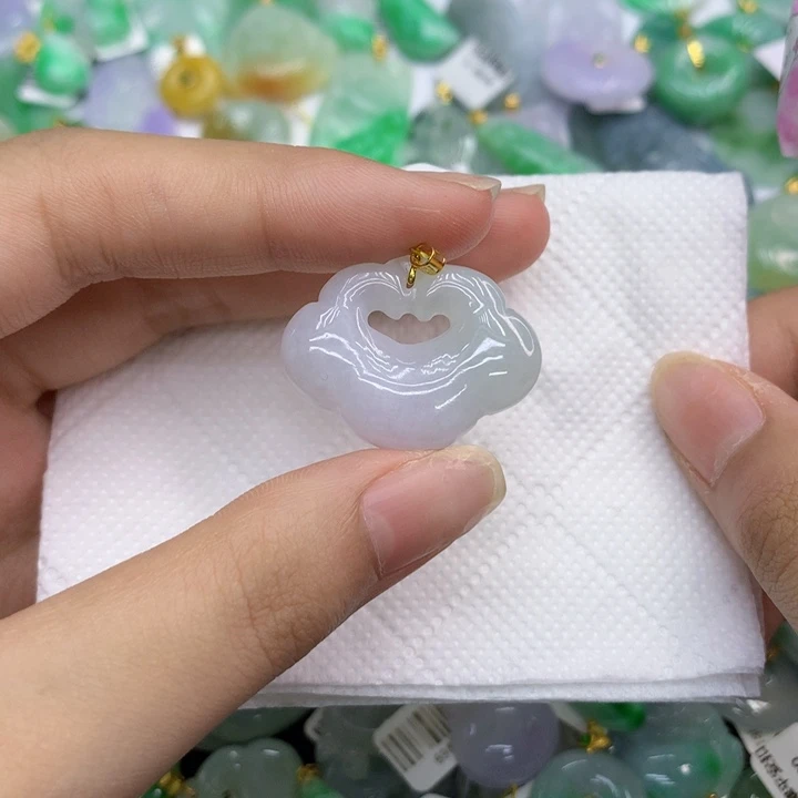 翡翠18K金镶嵌颈饰111111111111