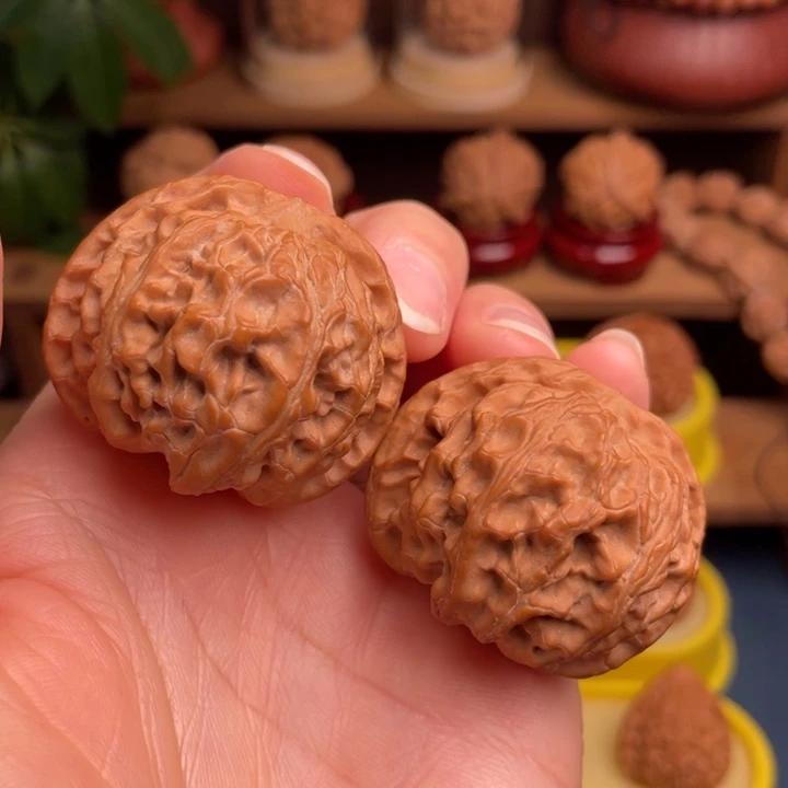 文玩核桃把件苹果园42