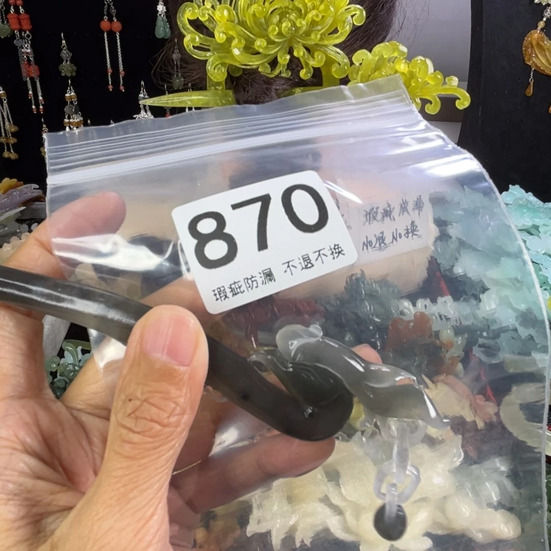 未镶嵌岫玉发饰月****?