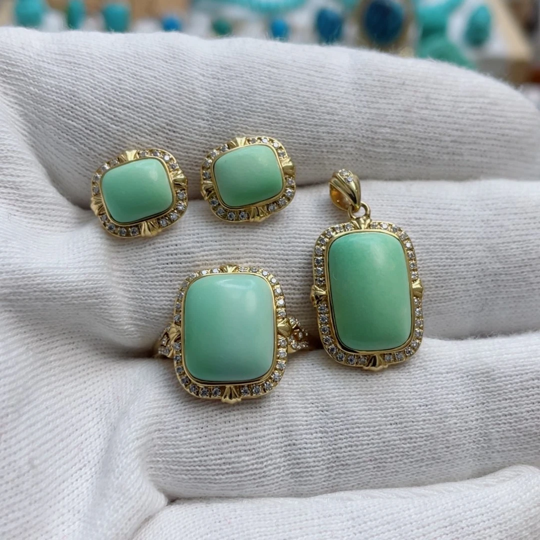 绿松石珠宝奇石18K金镶嵌