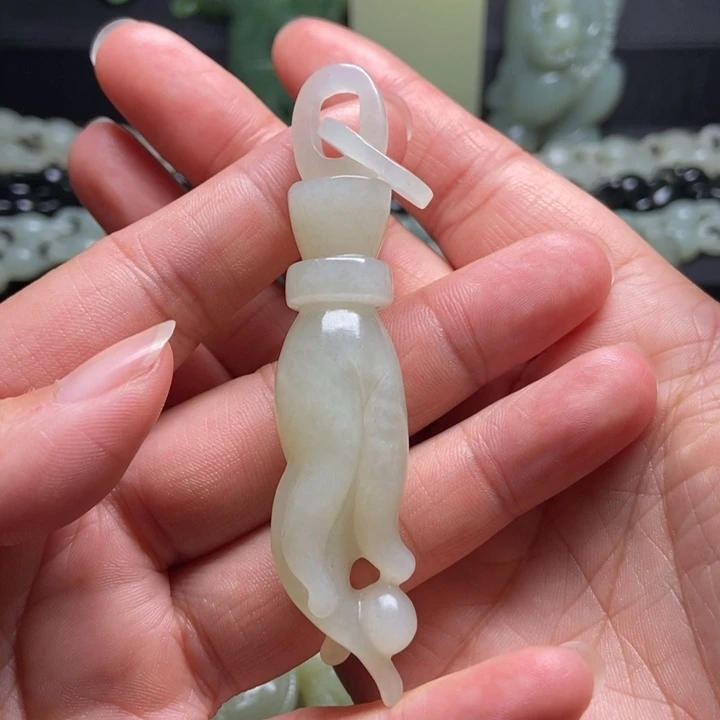 颈饰未镶嵌和田玉