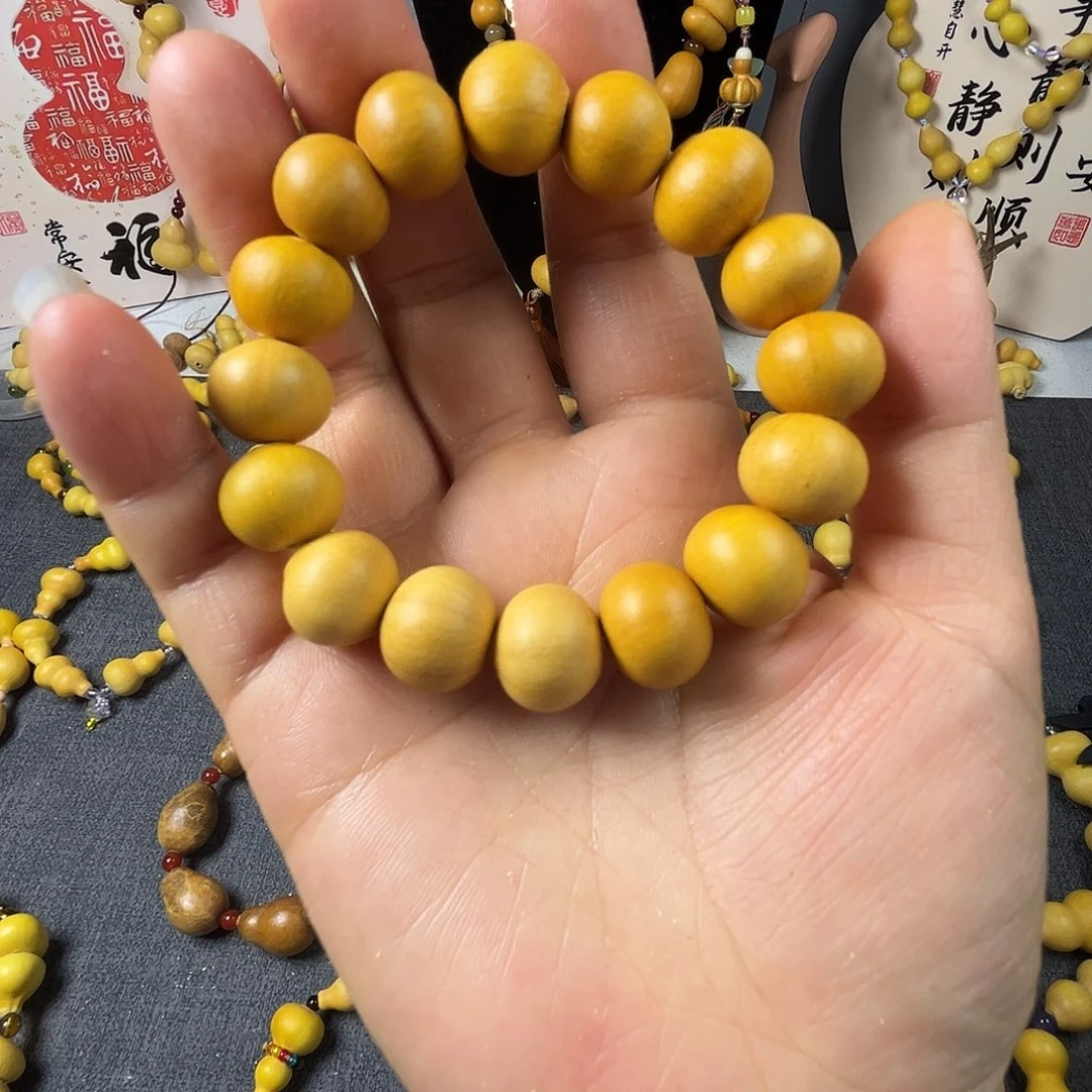 冻****木质手串6666688888