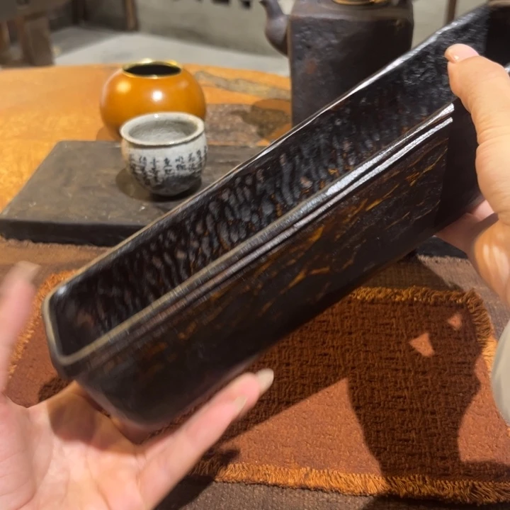 景德镇鱼和熊手工陶艺