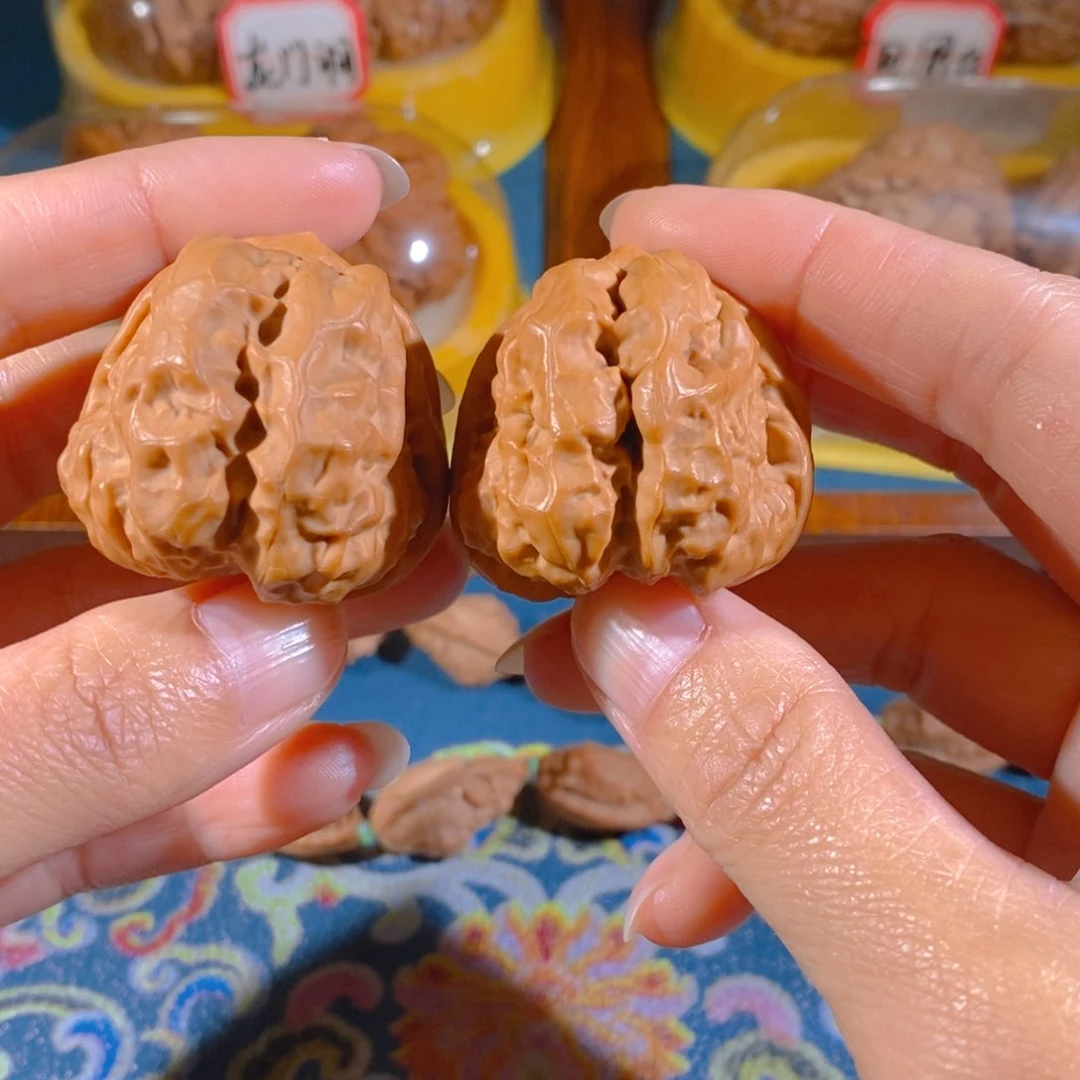 吊坠文玩核桃三角毒蟾