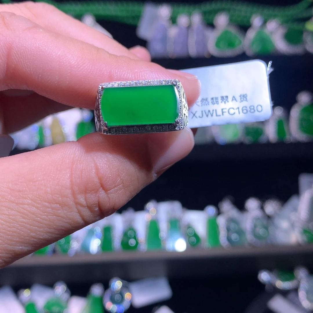 【闪购商品】颈饰银S925镶嵌翡翠肉**思天然翡翠