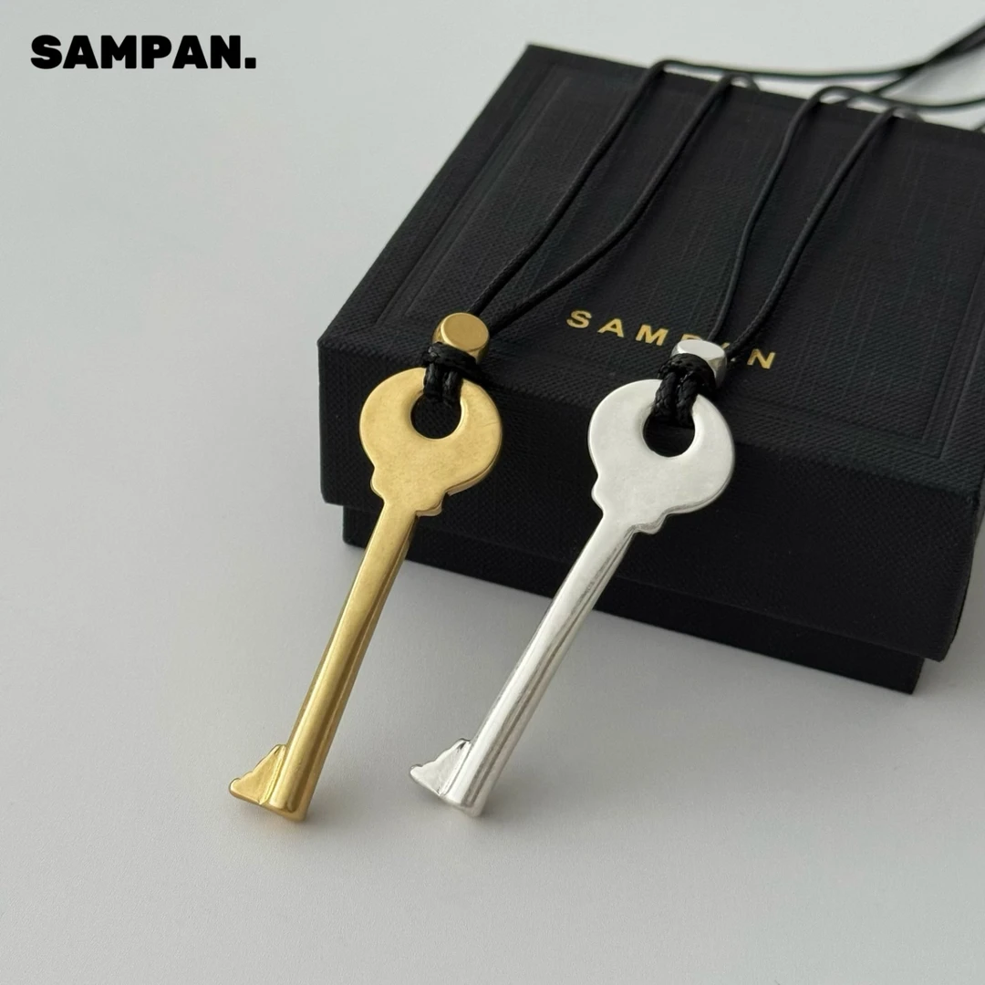铜合金皮质项链 SAMPAN小众设计钥匙吊坠项链轻奢高级毛衣链胸链