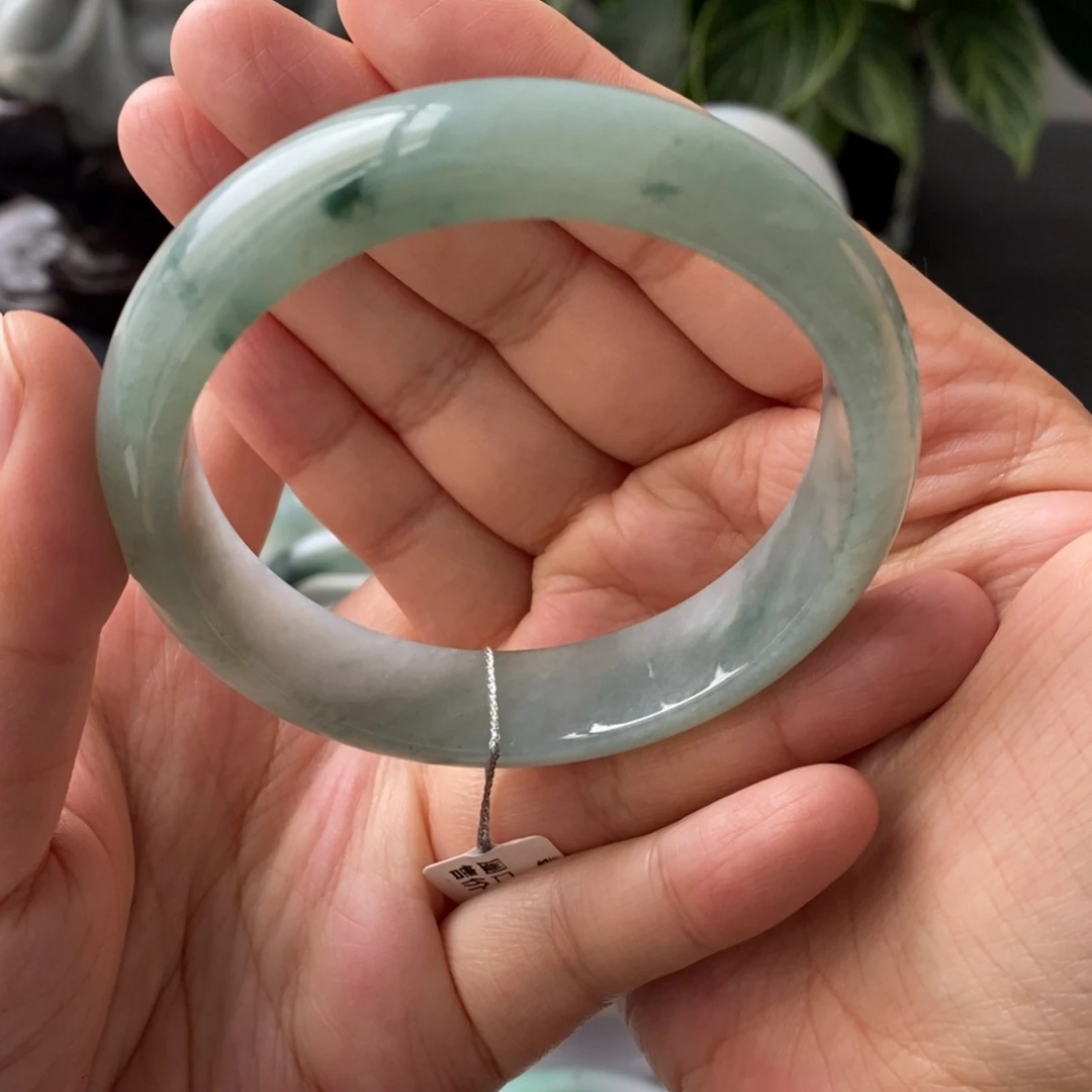 翡翠未镶嵌手镯天然