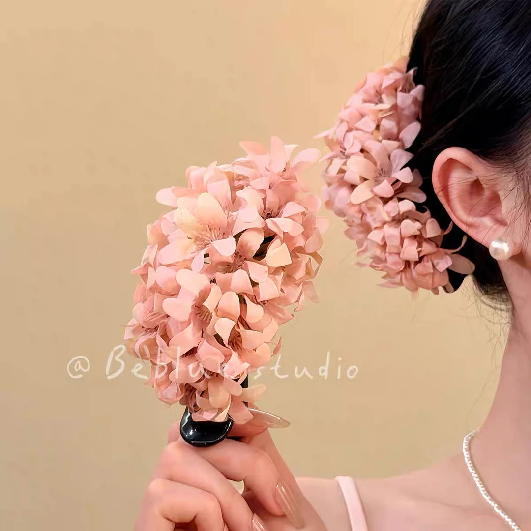 花岛胭脂~超仙粉色花朵发夹女2026新款古风侧边夹发卡头花香蕉夹