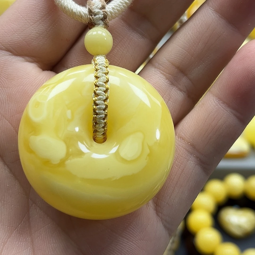 蜜蜡未镶嵌珠宝奇石