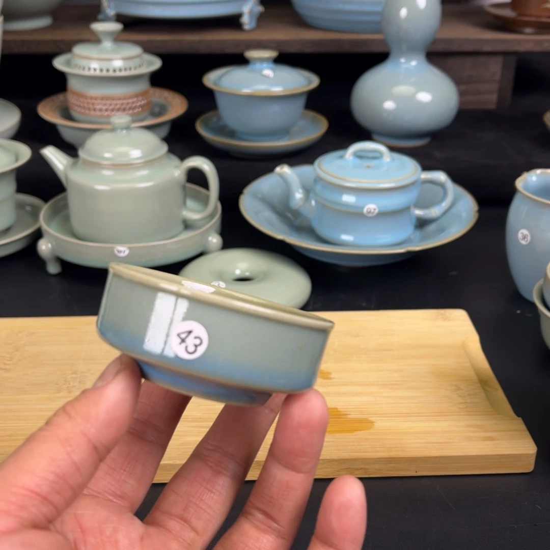【闪购商品】十**画微瑕普洱天蓝釉