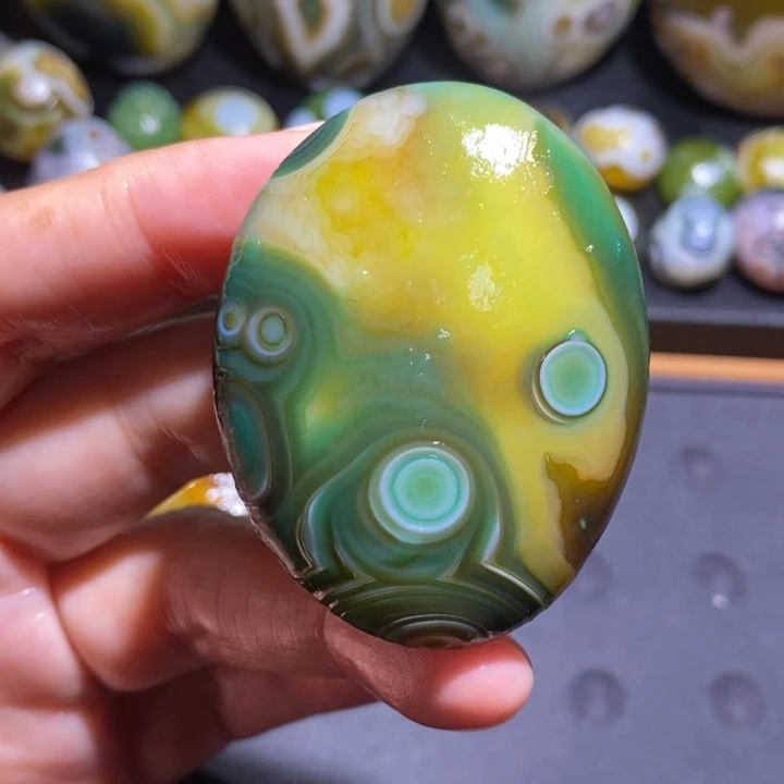 未镶嵌玛瑙/玉髓珠宝半成品72