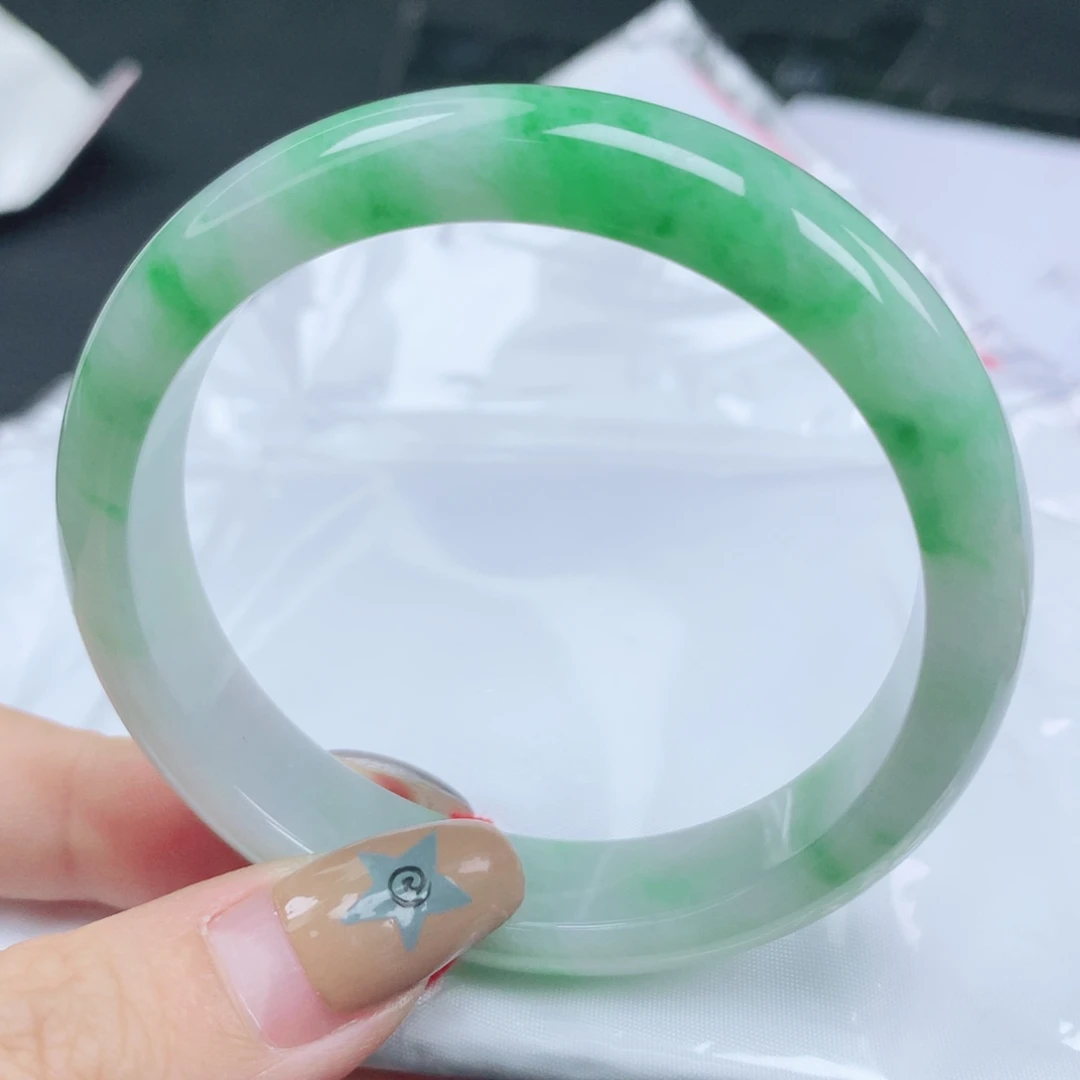 翡翠未镶嵌手镯翡翠54.5飘阳绿正圈