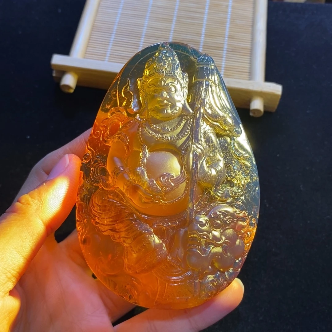 琥珀未镶嵌颈饰78.8克