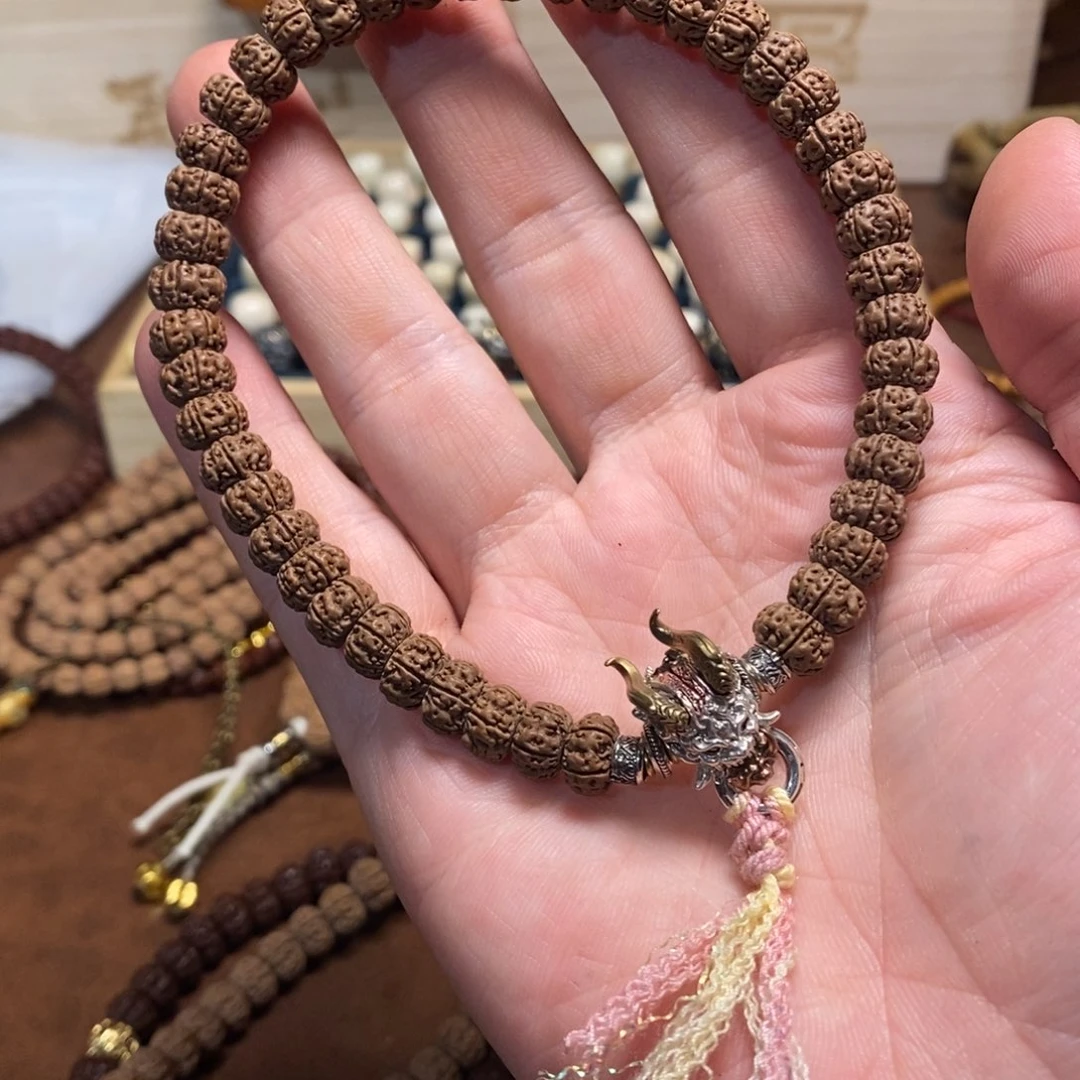 段***ㅤ手串金刚菩提老树王8+药片
