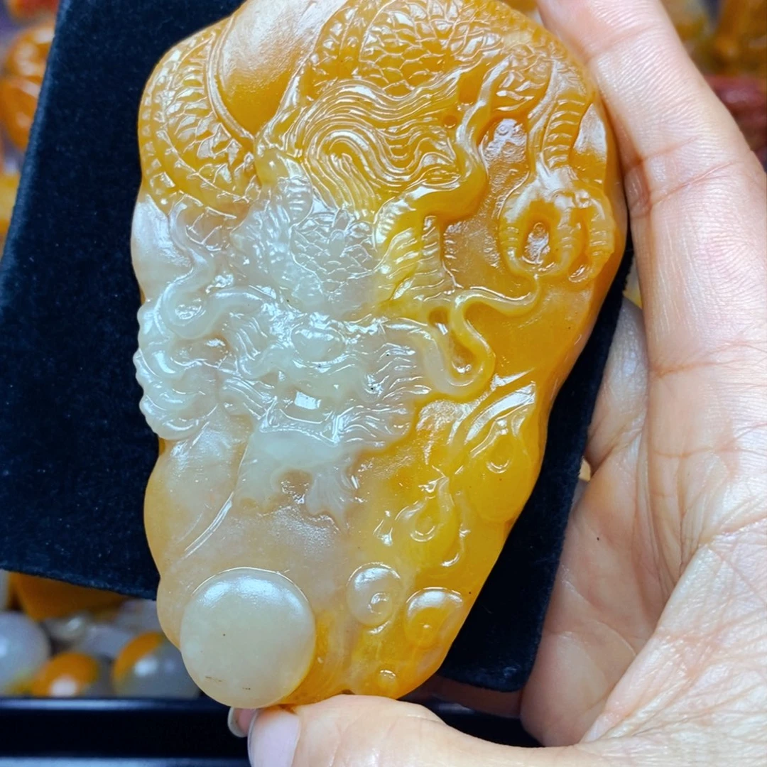 未镶嵌石英质玉（黄龙玉）吊坠(不含链)